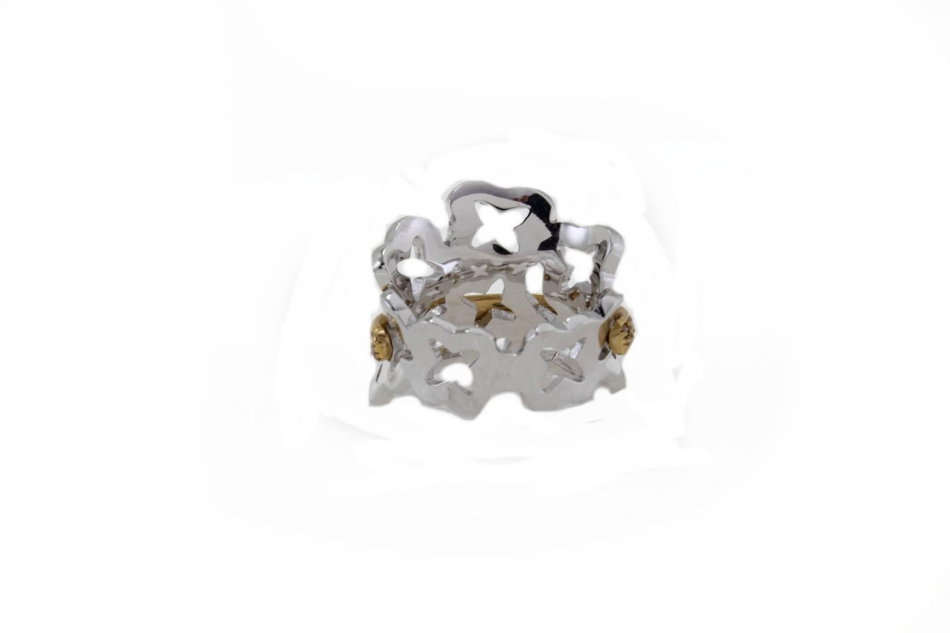 Brilliant Cut White and Fancy Diamonds Cocktail 18 kt Gold Ring For Sale