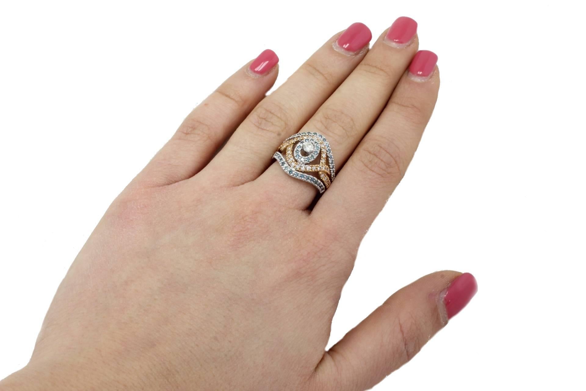 Fancy Diamond Dome Gold  Ring im Zustand „Gut“ im Angebot in Marcianise, Marcianise (CE)