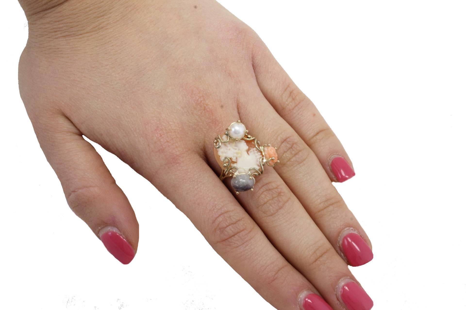 Women's  Cameo gold Ring