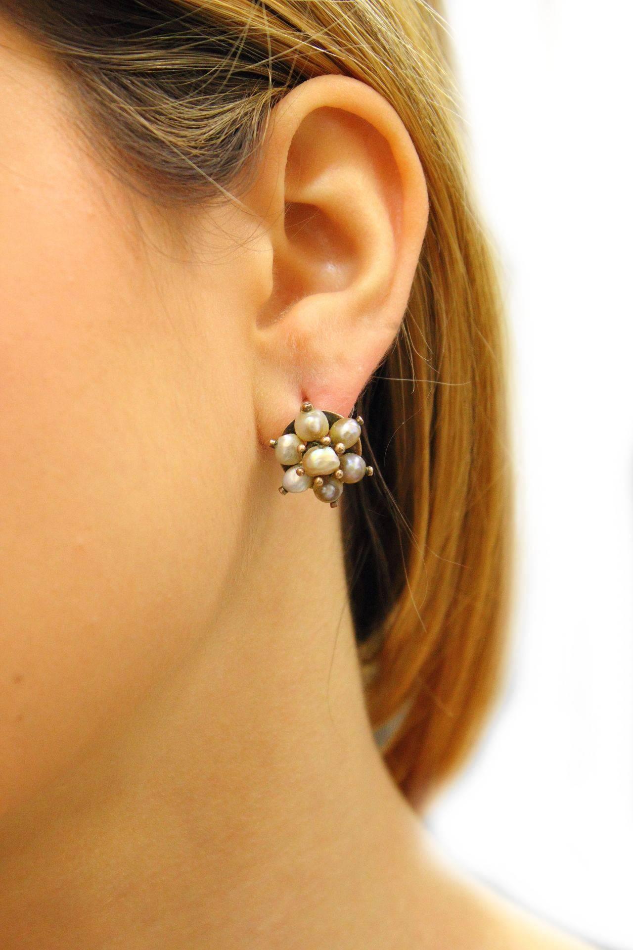 Luise Pearl Flower Earrings In Good Condition In Marcianise, Marcianise (CE)