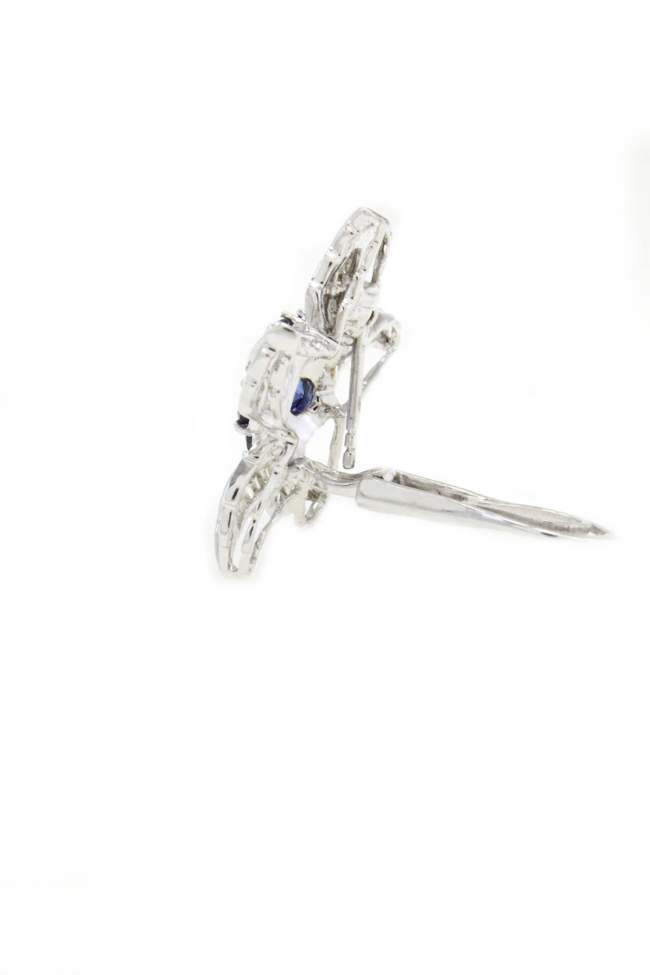 Boucles d'oreilles étoile saphir bleu taille baguette en vente 1