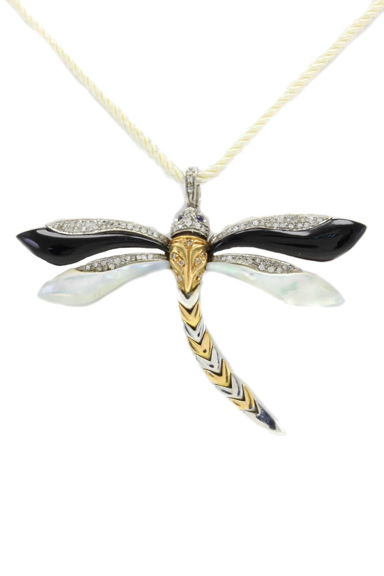 SHIPPING POLICY:
No additional costs will be added to this order.
Shipping costs will be totally covered by the seller (customs duties included).

For any inquiries,please contact the seller through the message center.

Shiny dragonfly pendant in