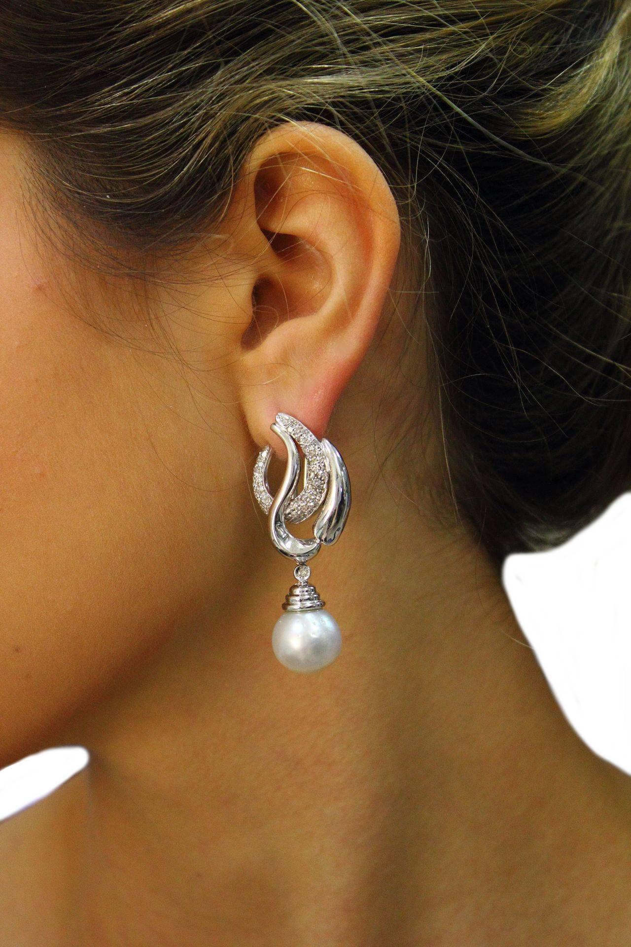 Women's Luise Pearl Diamond Gold Dangle Earrings