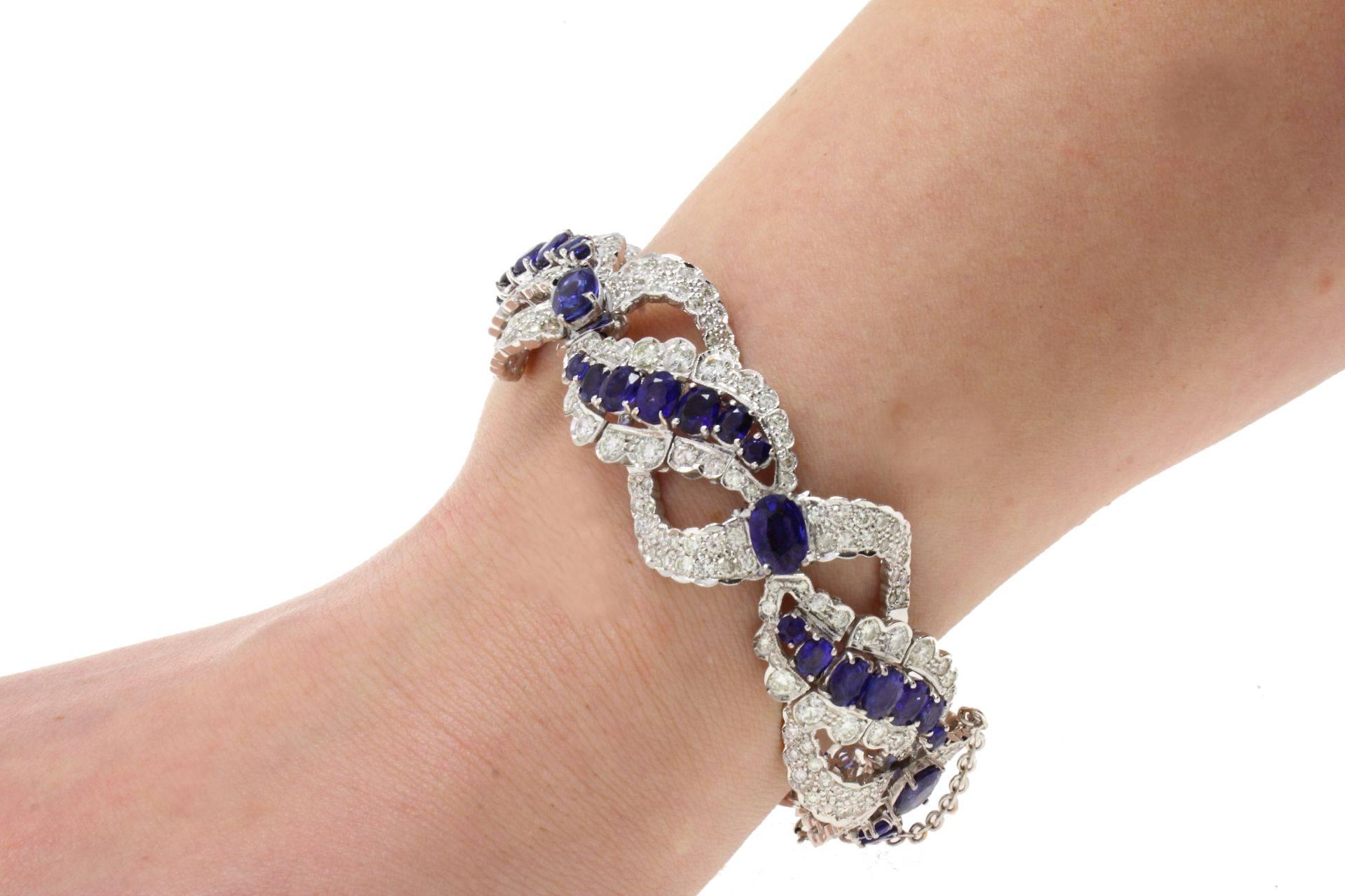 c 17, 95 Sapphire and ct 9, 85 Diamond Gold Clamper Bracelet In Good Condition In Marcianise, Marcianise (CE)