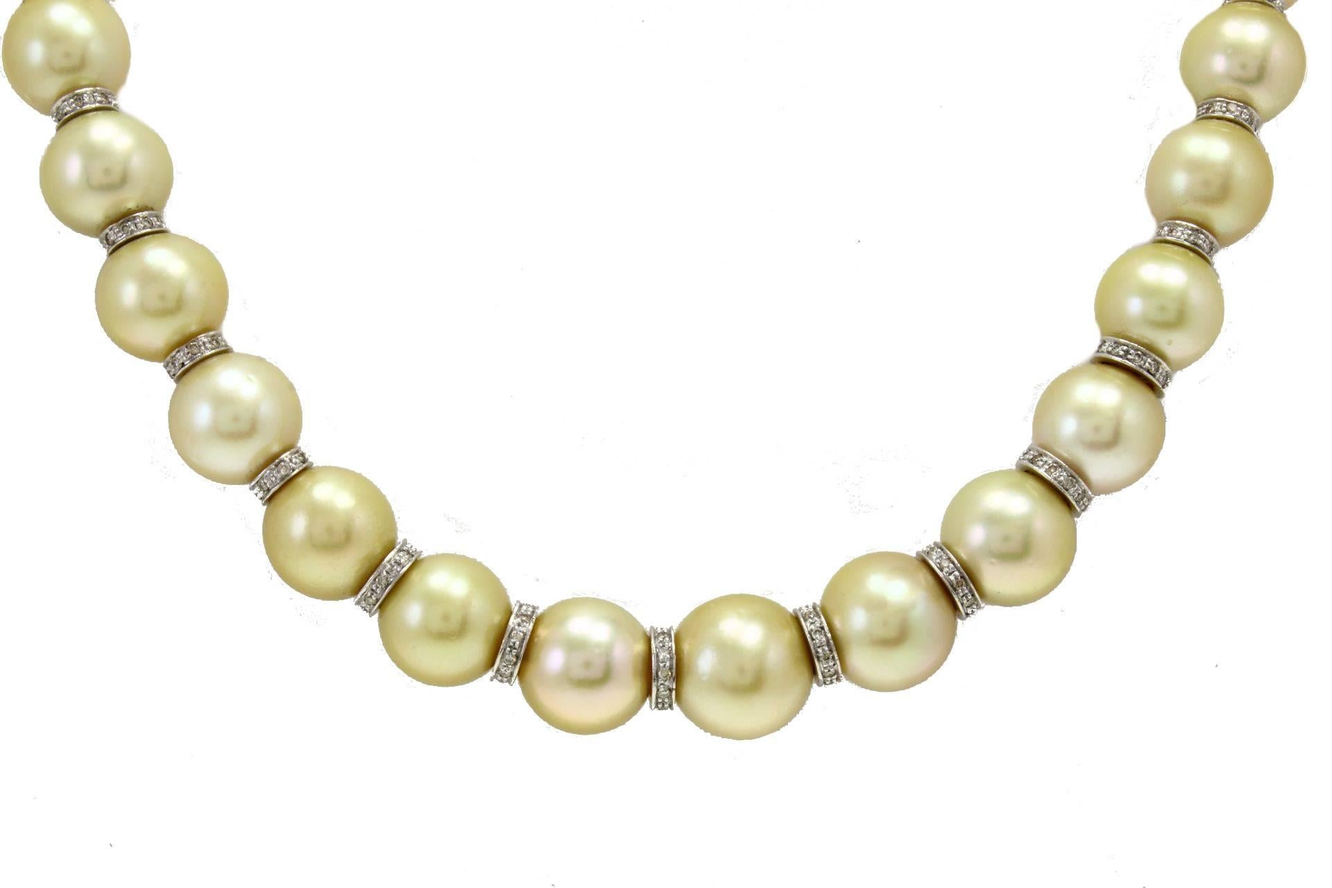 Retro Australian Pearl Diamond 18 kt Gold Necklace For Sale