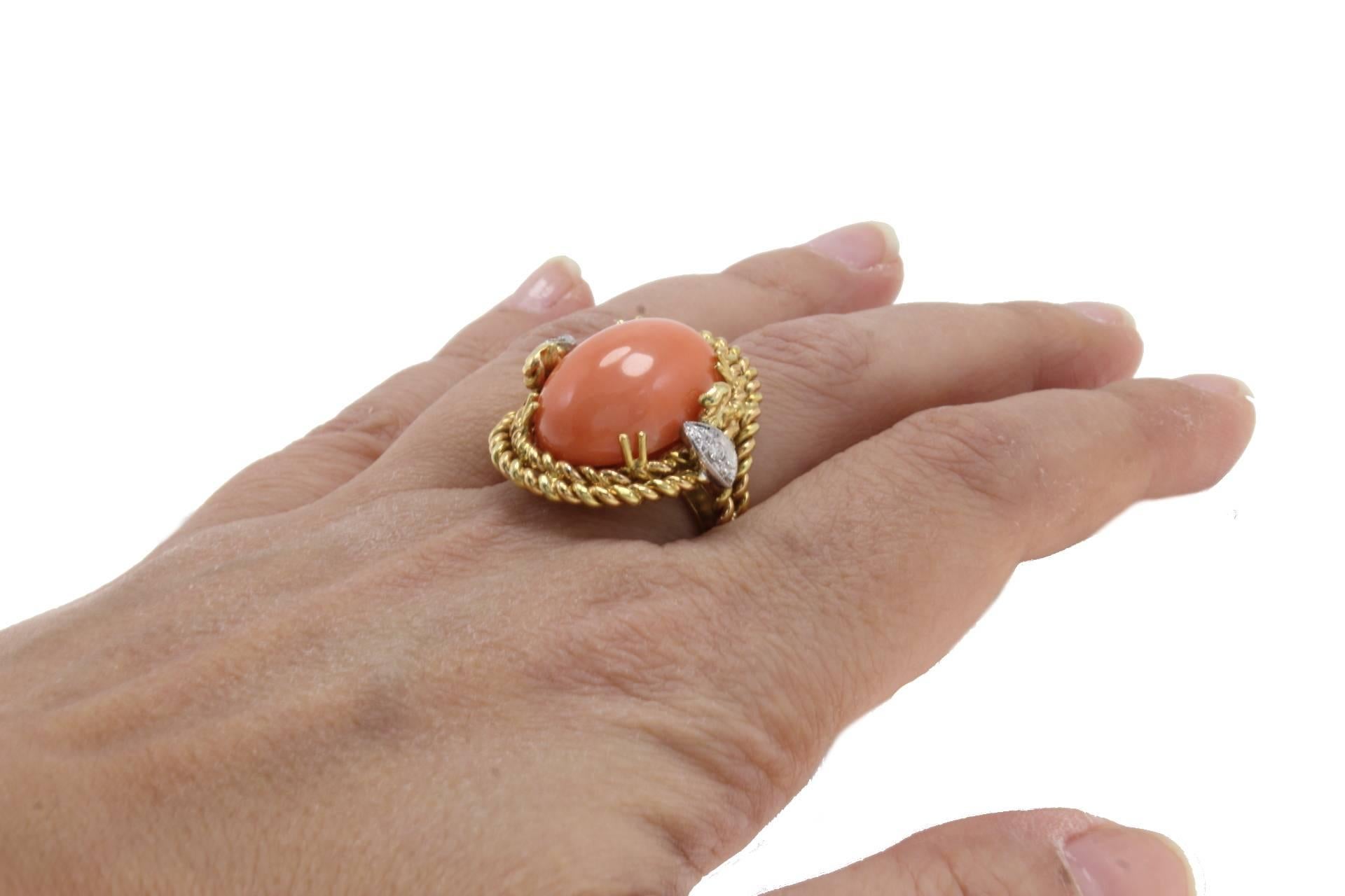 Luise Diamonds Coral Dome Ring In Good Condition In Marcianise, Marcianise (CE)