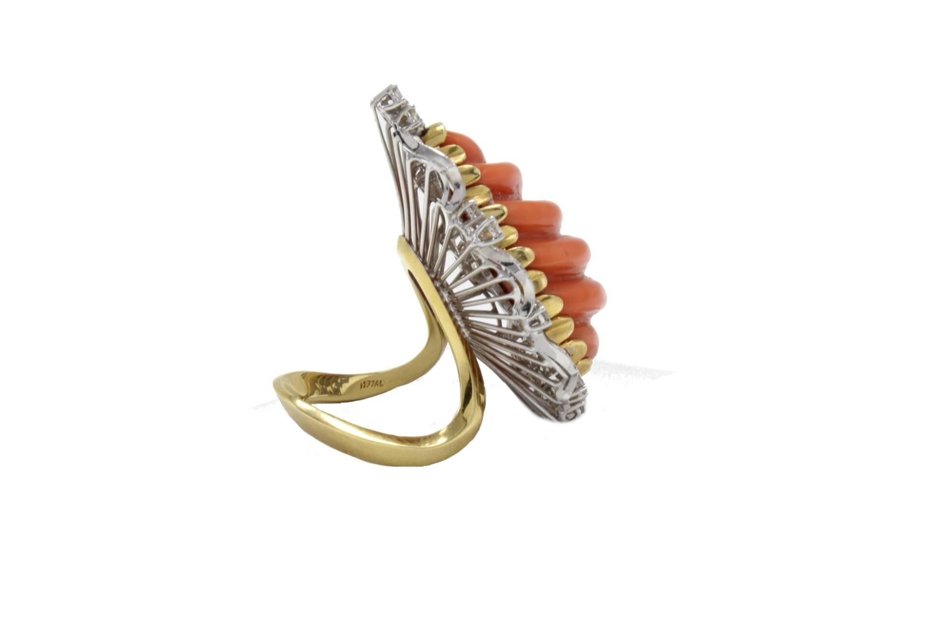 Retro  Coral Diamond 18 kt Gold Cluster Ring
