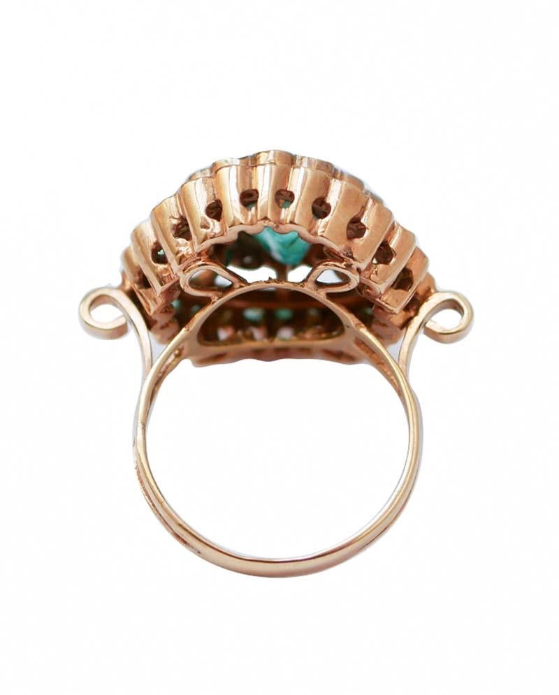 Rétro Anello con smeraldi, diamanti, oro rosa e argento. in vendita