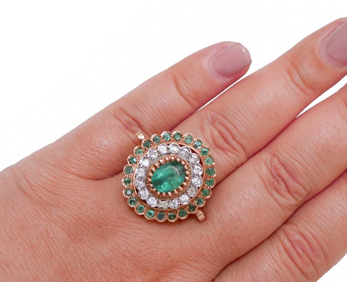 Anello con smeraldi, diamanti, oro rosa e argento. In condizioni buone in vendita a Marcianise, Marcianise (CE)