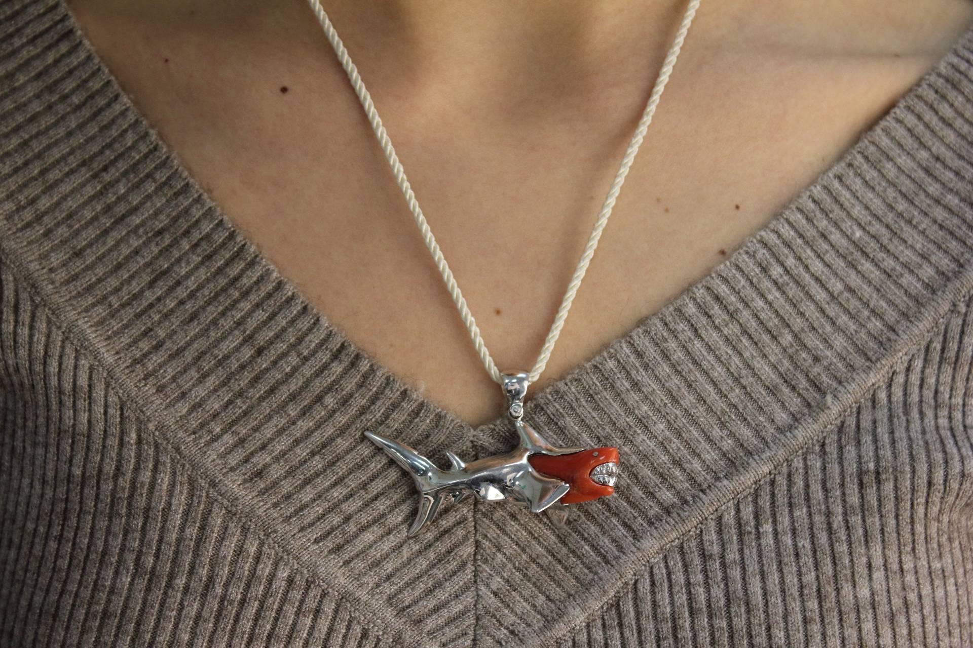 Brilliant Cut Red Coral, 18K White Gold Shark Shape Pendant Necklace For Sale