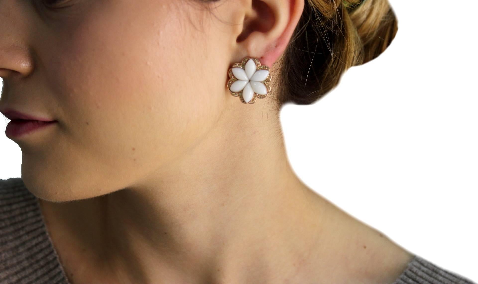 Retro Green Fancy Diamonds, White Coral Petals, Rose Gold Clip-on Retrò Earring