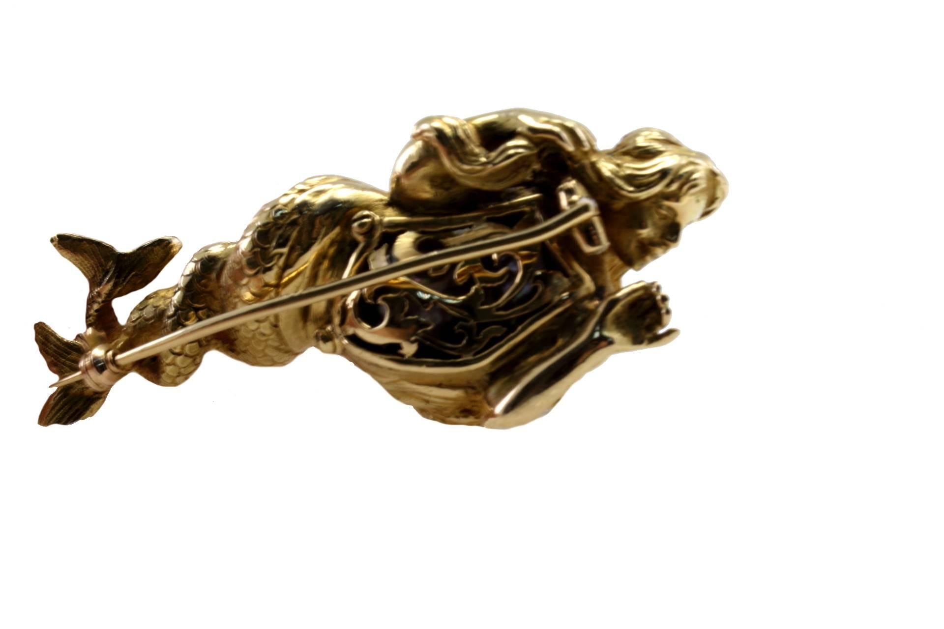 Retro  Gold Baroque Pearl Brooch/Pendant For Sale