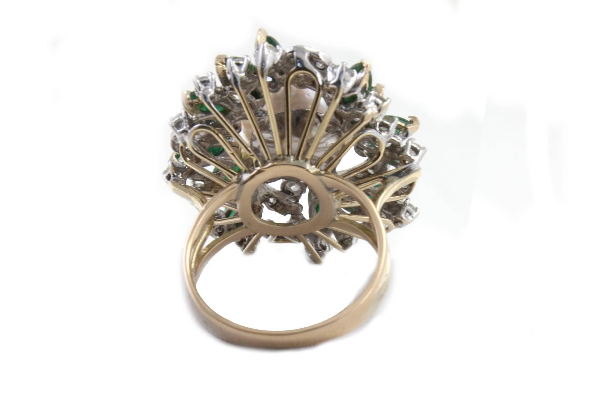 Retro Diamond Emerald Pearl Cluster Gold  Ring