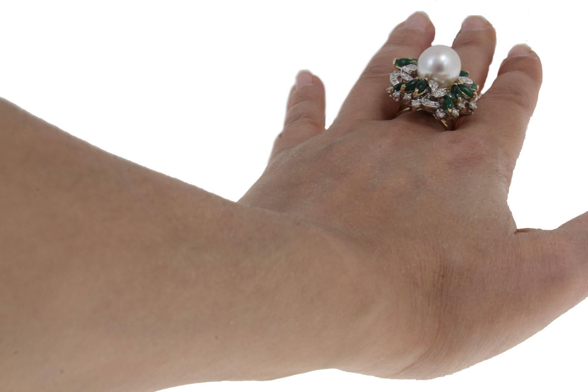 Women's Diamond Emerald Pearl Cluster Gold  Ring