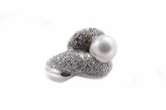 Brown and White Diamond Pearl Ring