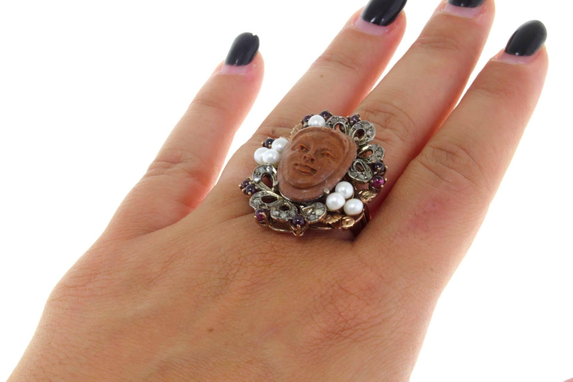  Gold Silver Diamond Pearl Garnet Lava Stone Ring In Good Condition In Marcianise, Marcianise (CE)