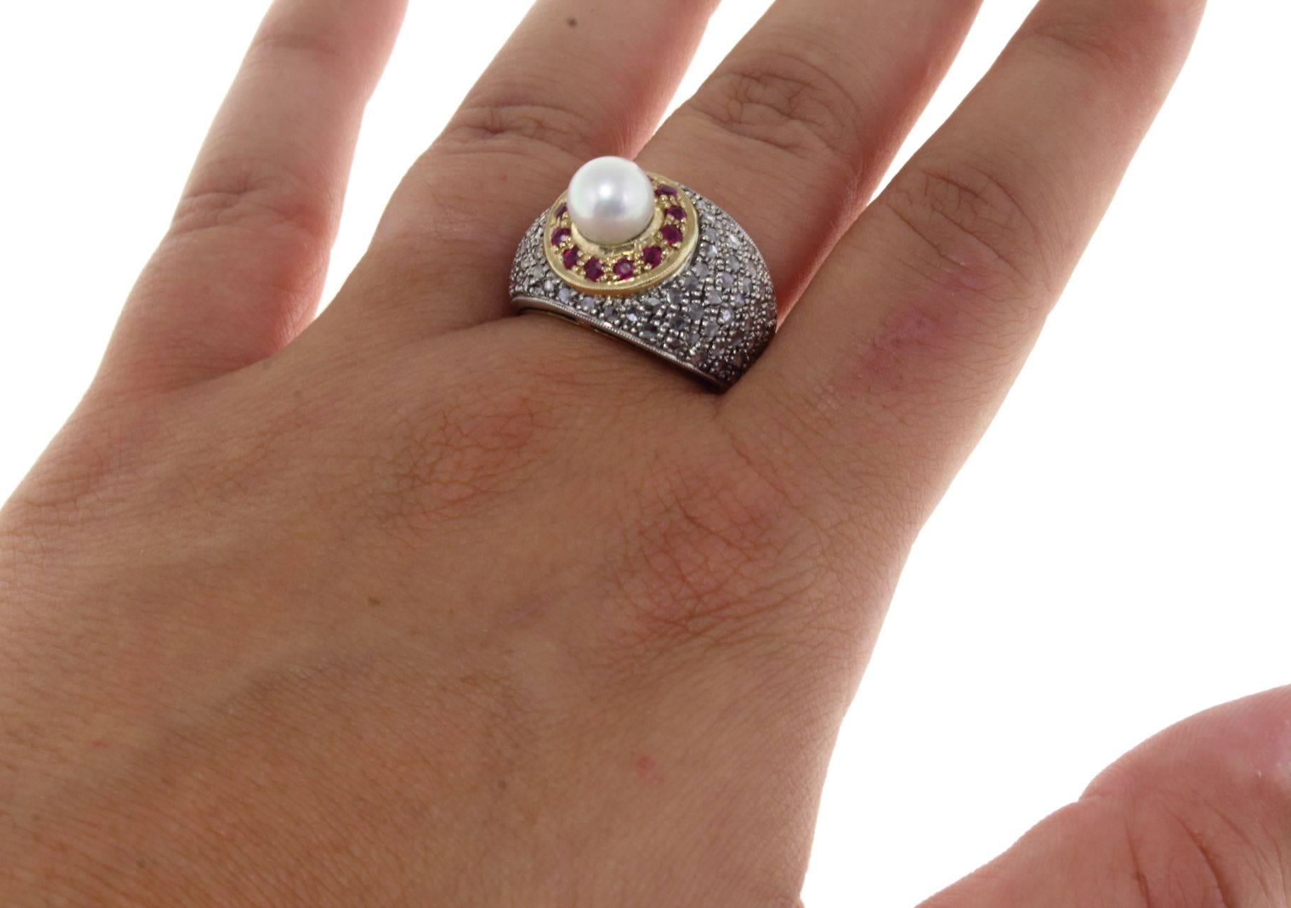 Gold Silver Diamond Ruby Pearl Ring In Good Condition In Marcianise, Marcianise (CE)