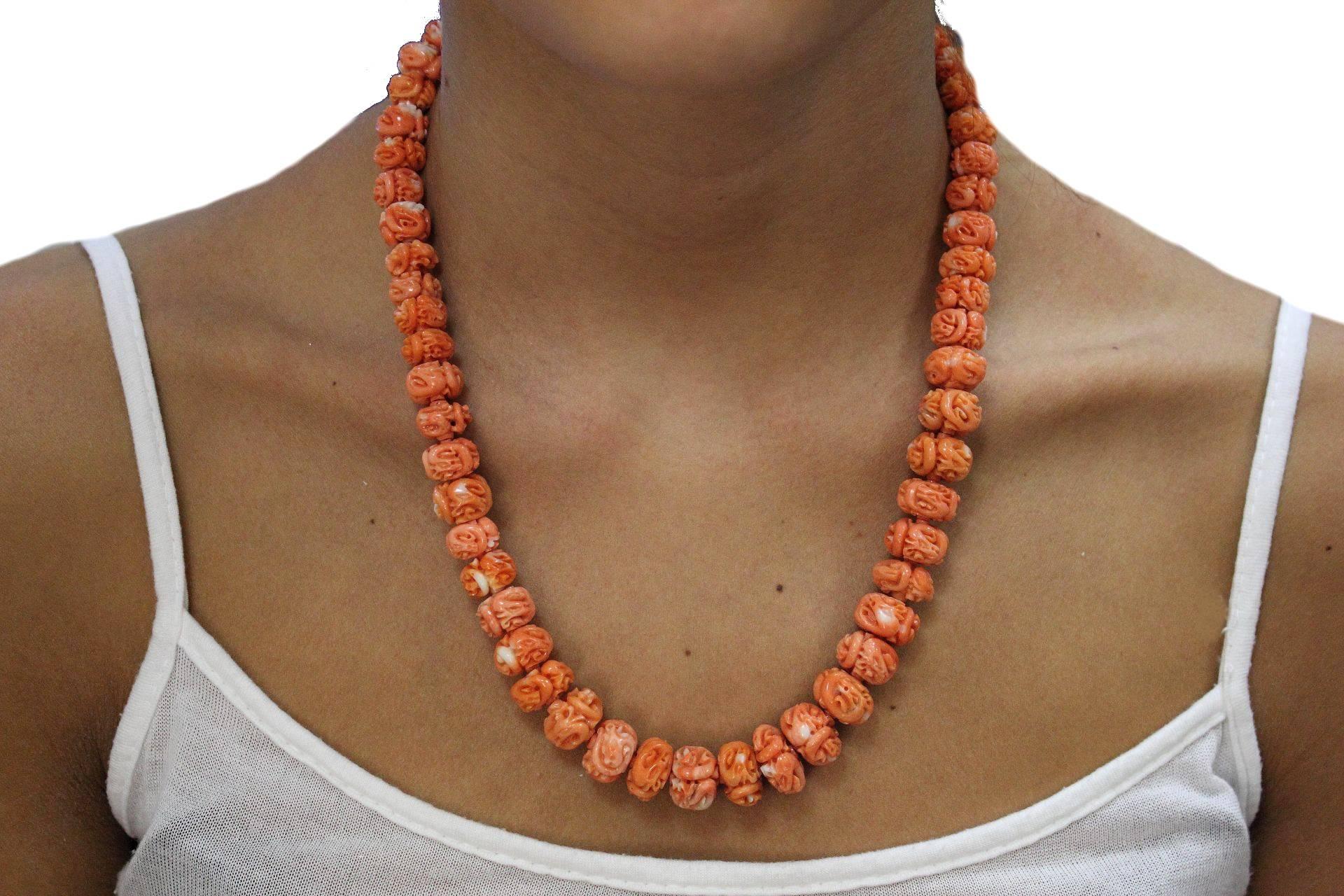 Retro Engraved Orange Spheres Row Corals, 18K Yellow Gold Closure, Beaded Necklace