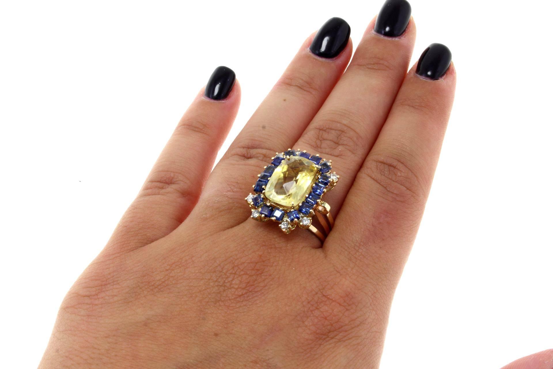 Luise Rose Gold Diamond Sapphire Topaz Ring In Good Condition In Marcianise, Marcianise (CE)