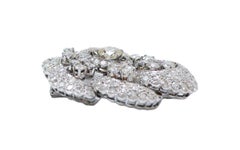 8.00 carati di diamanti, spilla in platino.