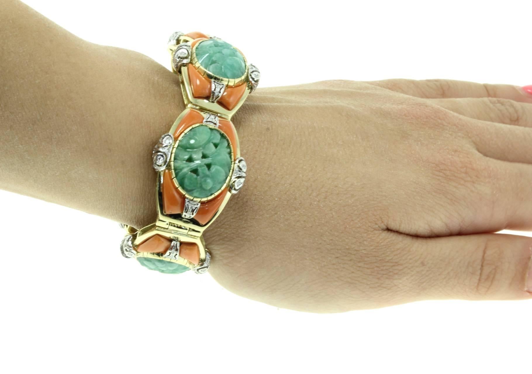 Luise Gold Coral Jade Diamond Clamper Bracelet In Good Condition In Marcianise, Marcianise (CE)