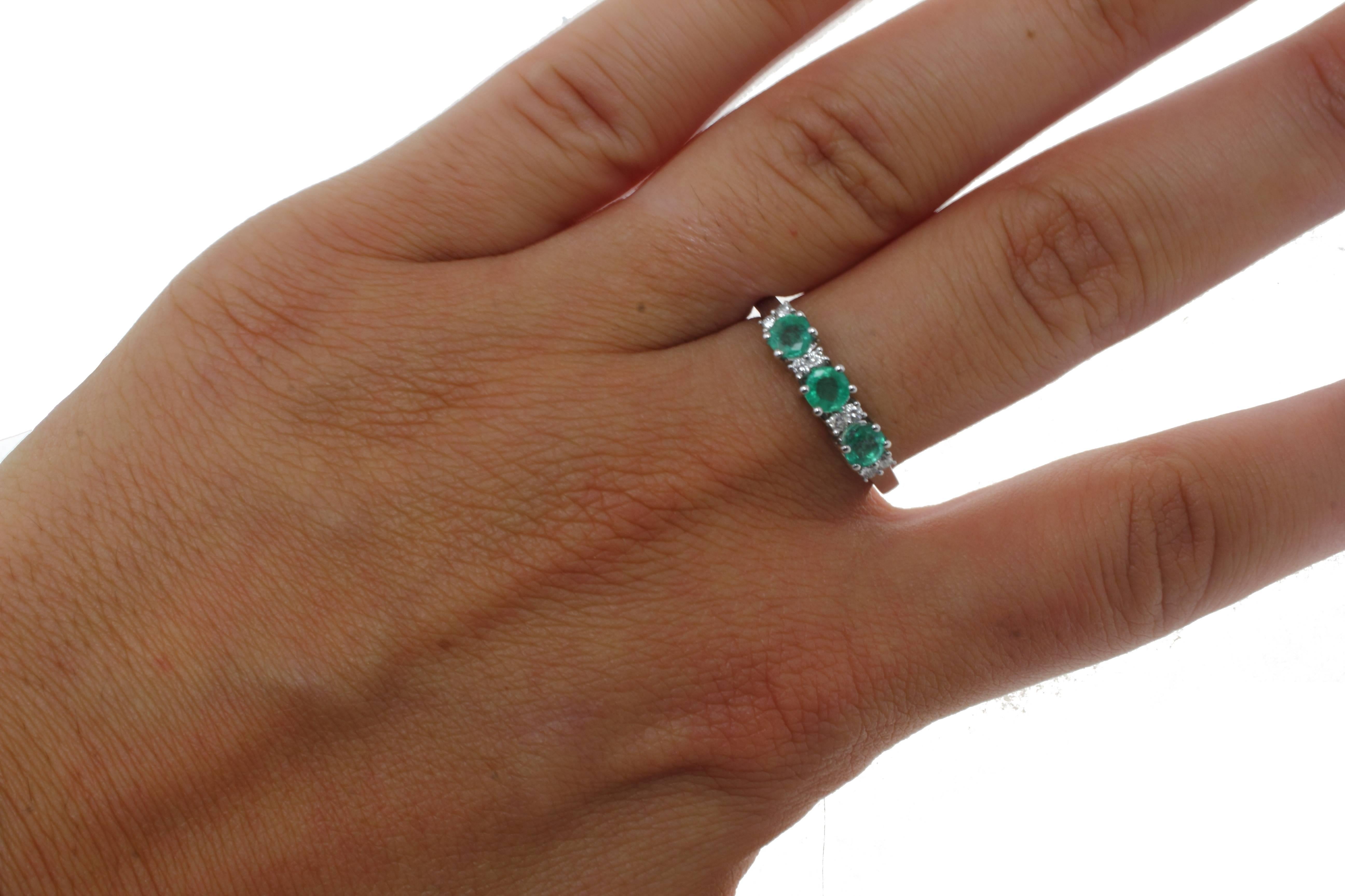 Luise Gold Diamond Emerald Ring In Good Condition In Marcianise, Marcianise (CE)