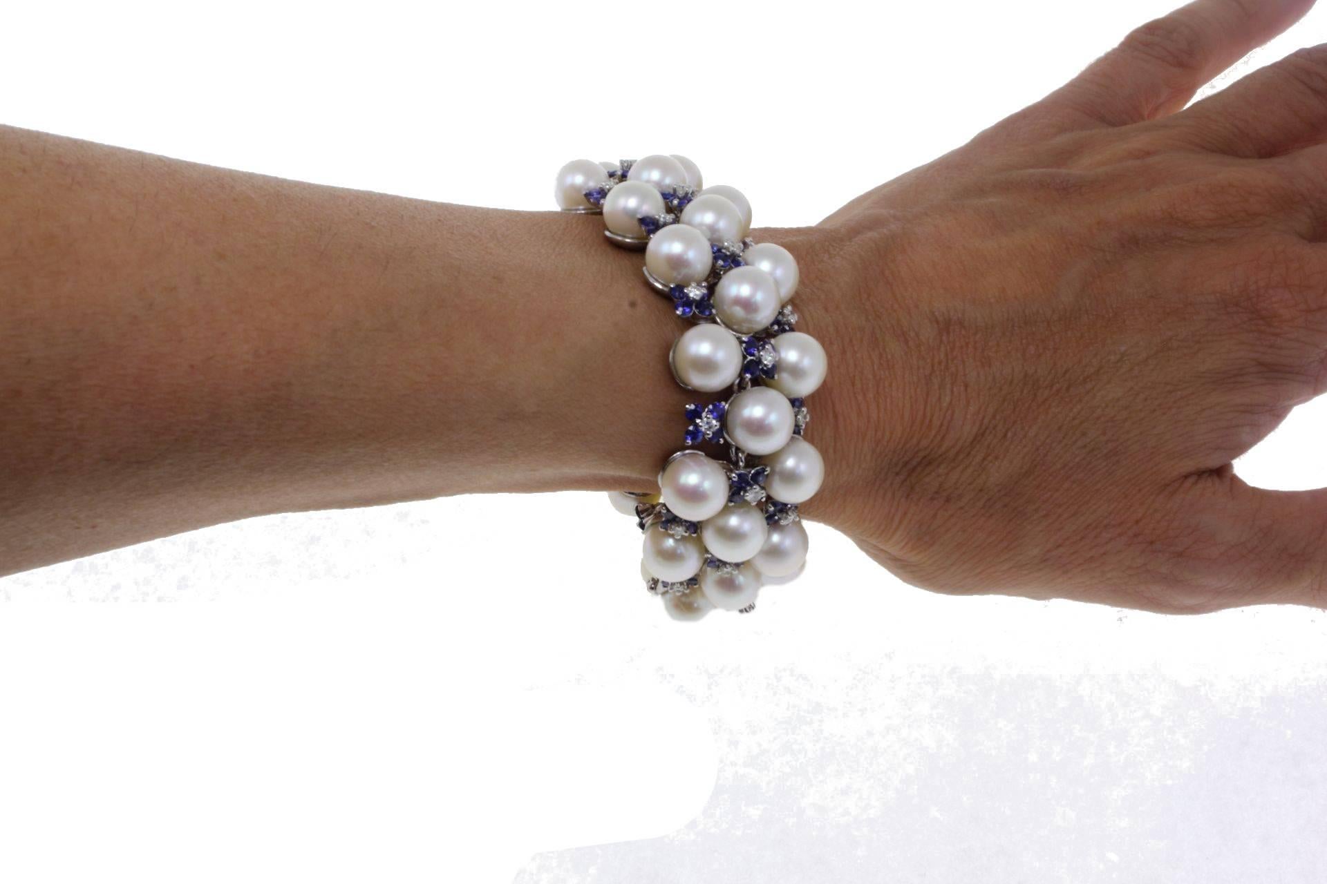 blue sapphire and pearl bracelet