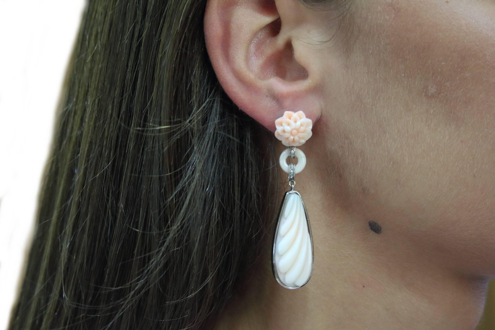 Mixed Cut Pink Coral Flowers Rings and Drops, White Diamonds, White Gold  Drop Earrings For Sale