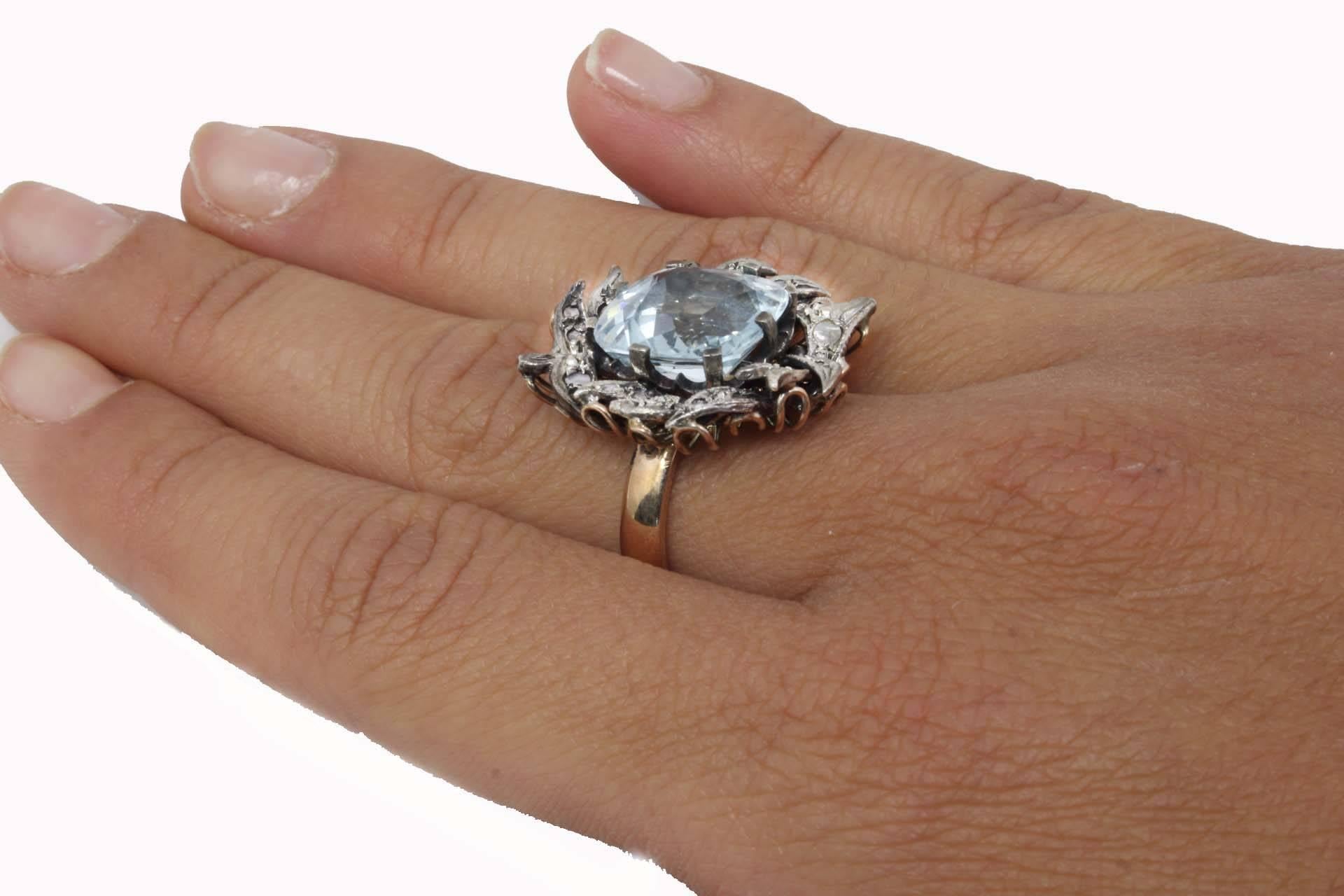 Women's or Men's Aquamarine and Diamonds Fashion Gold  Ring