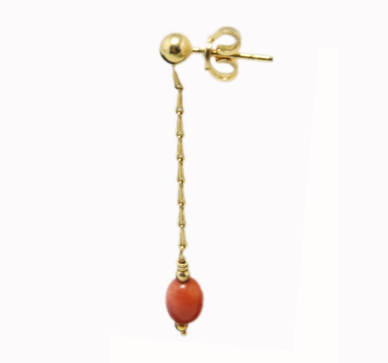 Retro  18 kt yellow gold and Coral Drop Earrings