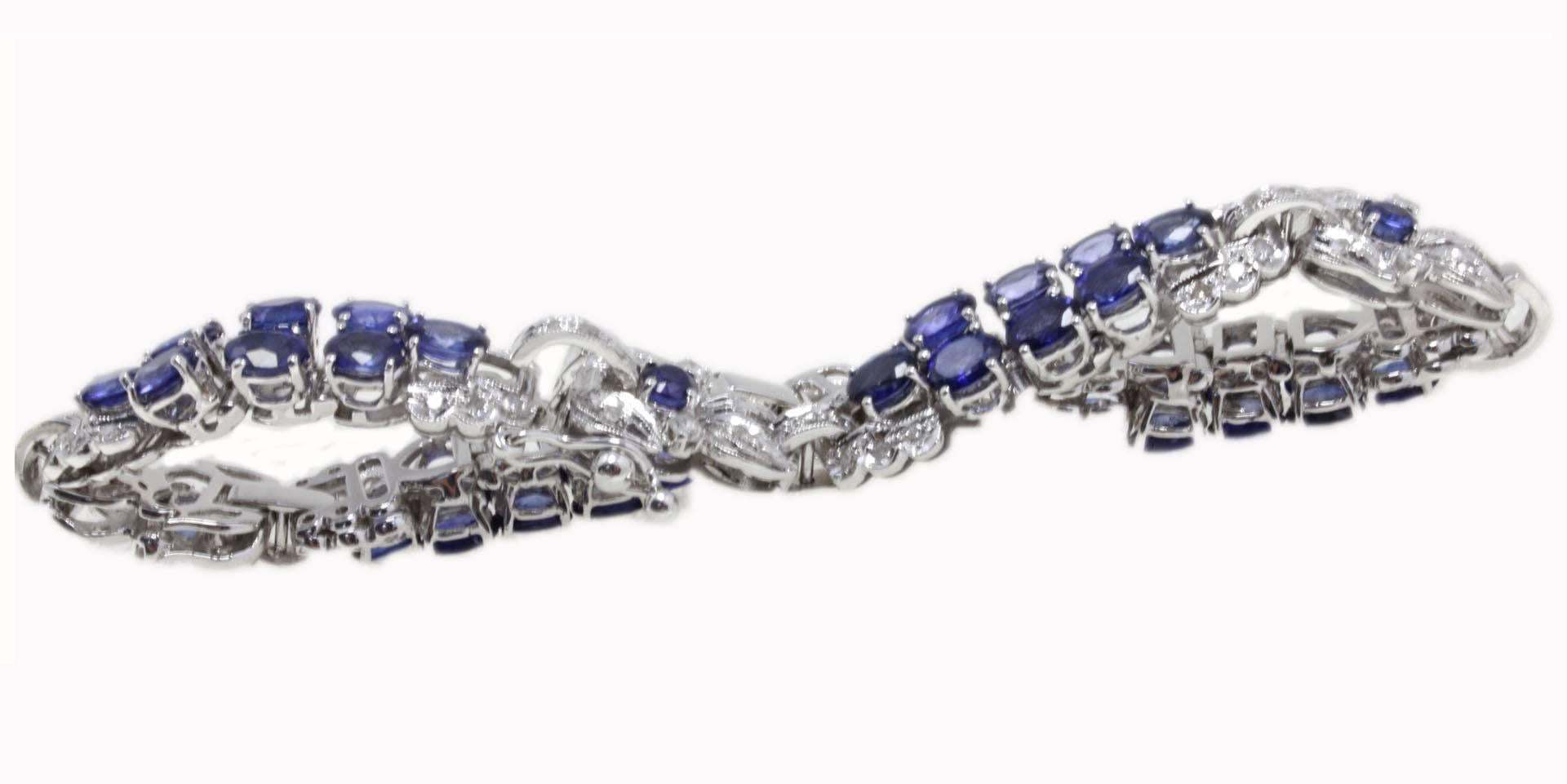 Retro kt 1, 57 Diamonds and kt 16, 80 Blue Sapphires Link Bracelet