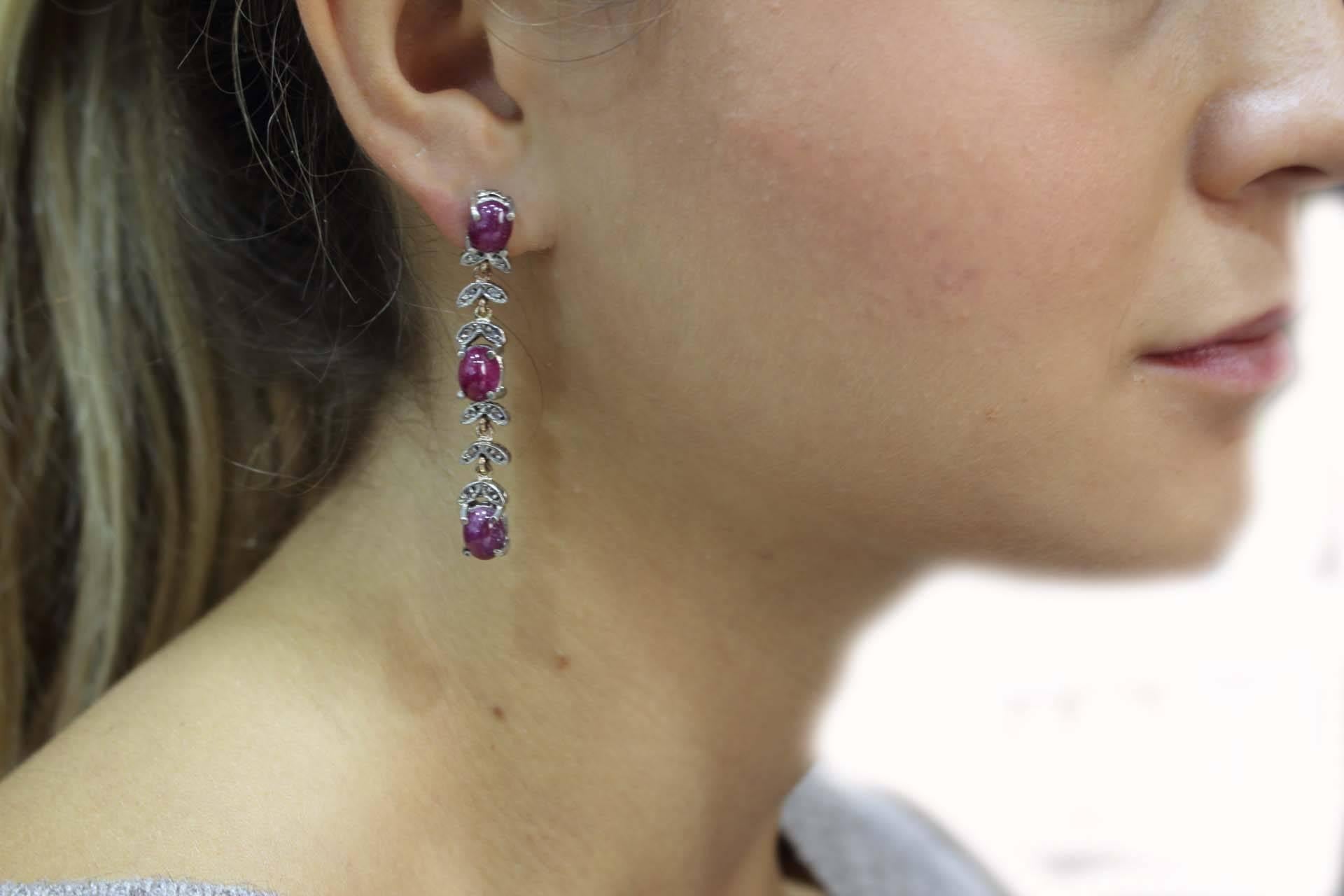 Diamonds and Cabochon Cut Rubies Dangle Rose Gold End Silver Earrings In Good Condition In Marcianise, Marcianise (CE)