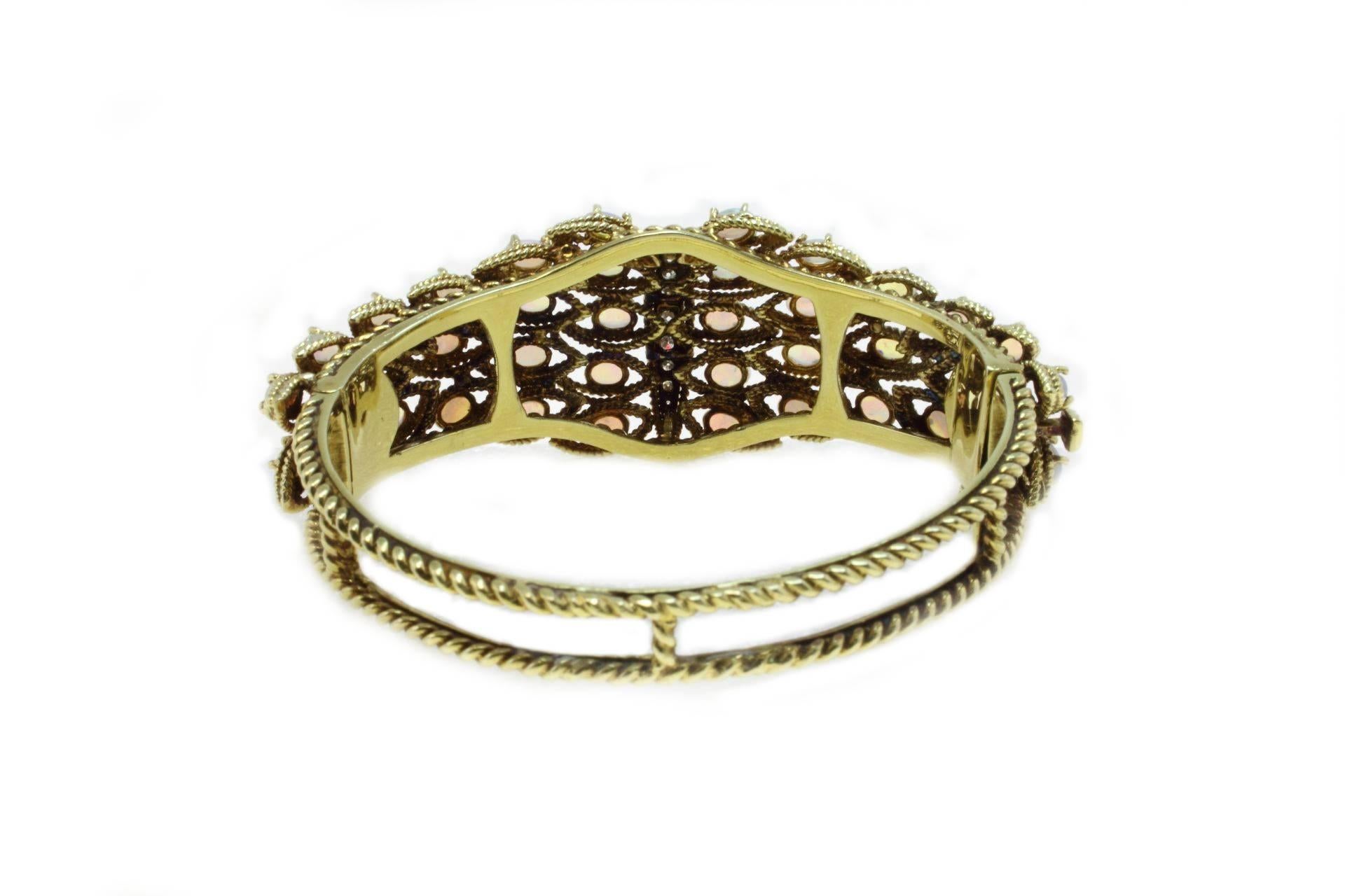  Diamonds Opals Retrò Gold Bracelet In Good Condition In Marcianise, Marcianise (CE)