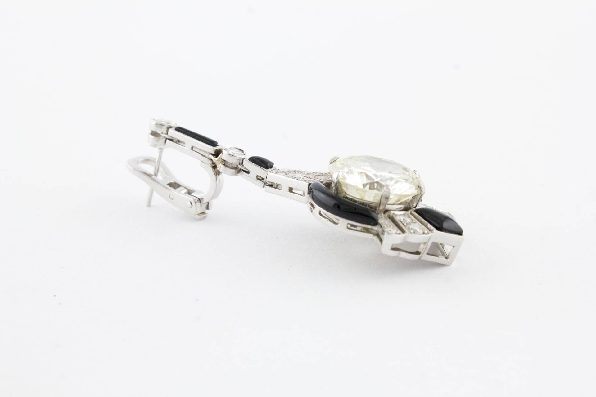 Certified Important Platinum Onyx and Diamonds Dangle Earrings In Good Condition In Marcianise, Marcianise (CE)