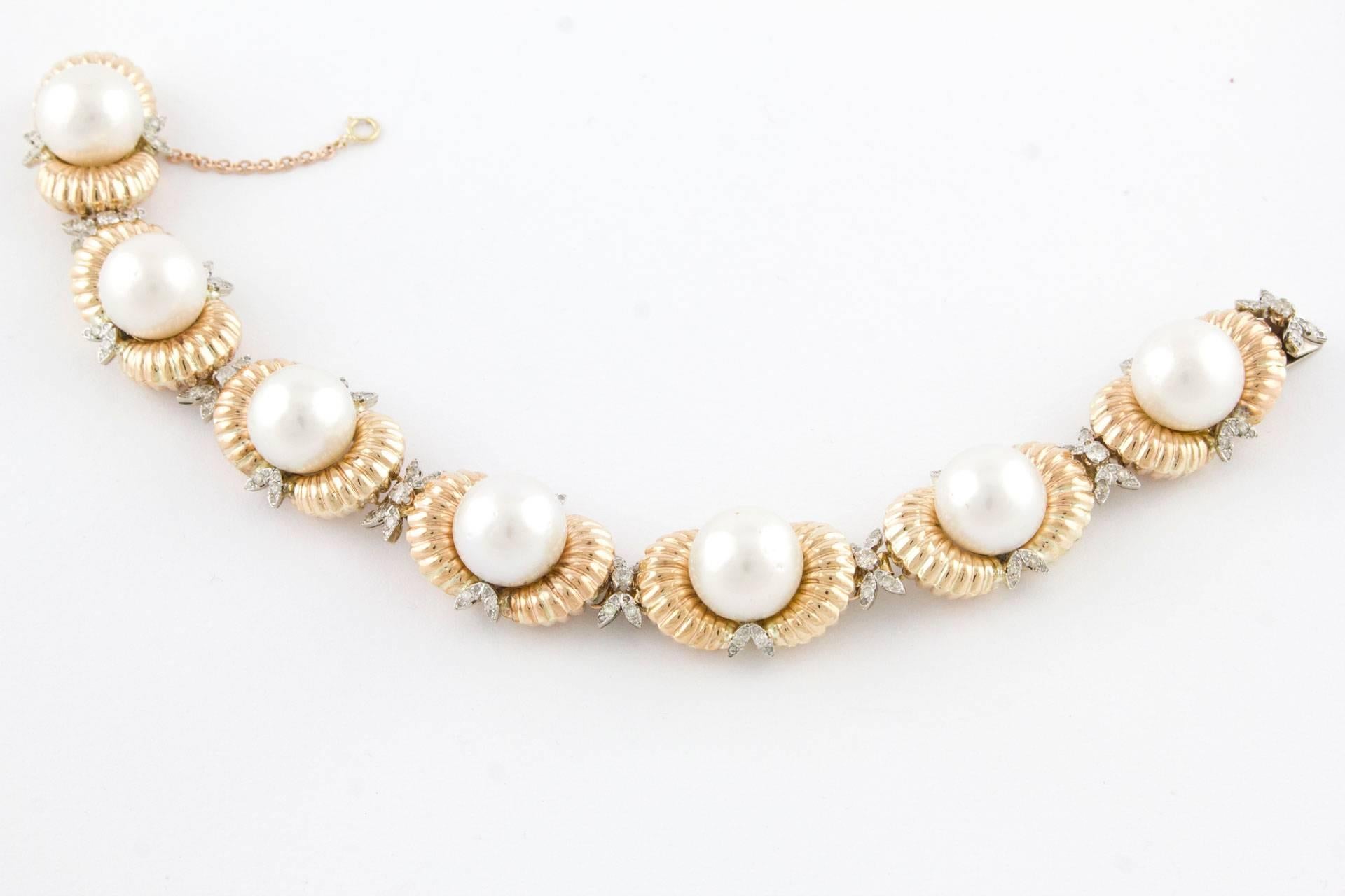 Diamanten und australische Perlen Perlen Goldarmband  (Retro) im Angebot