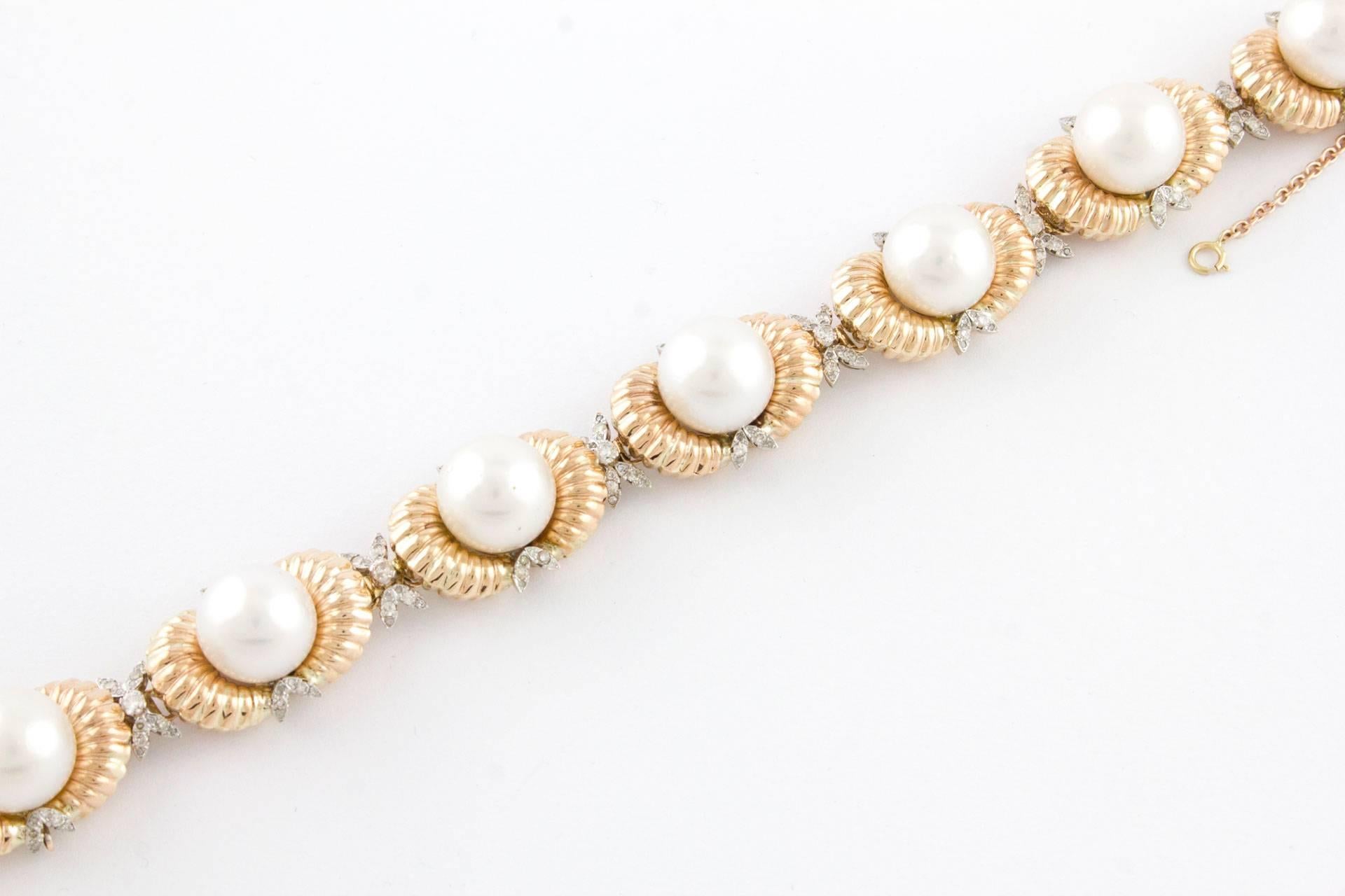 Diamonds and Australian Pearls Beaded gold Bracelet  In Good Condition For Sale In Marcianise, Marcianise (CE)
