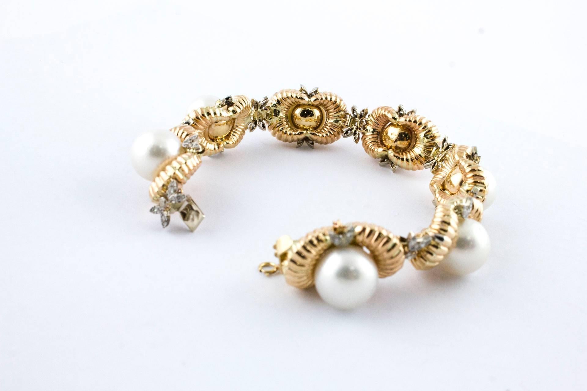 Diamonds and Australian Pearls Beaded gold Bracelet  For Sale 2
