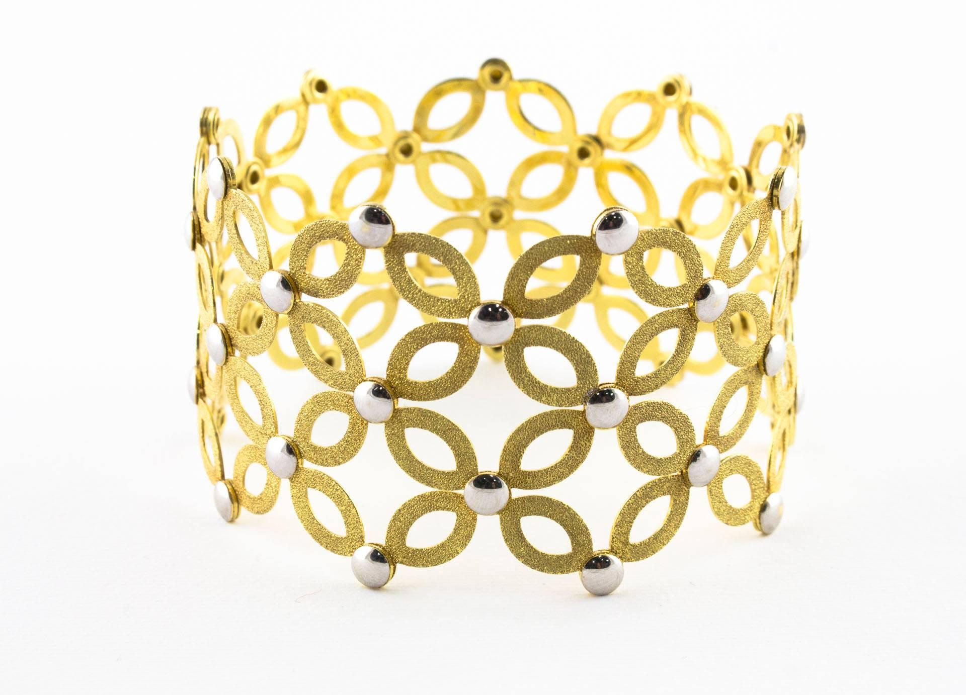 Clous d'or jaune et or blanc  Signé Chimento Parure Excellent état - En vente à Marcianise, Marcianise (CE)