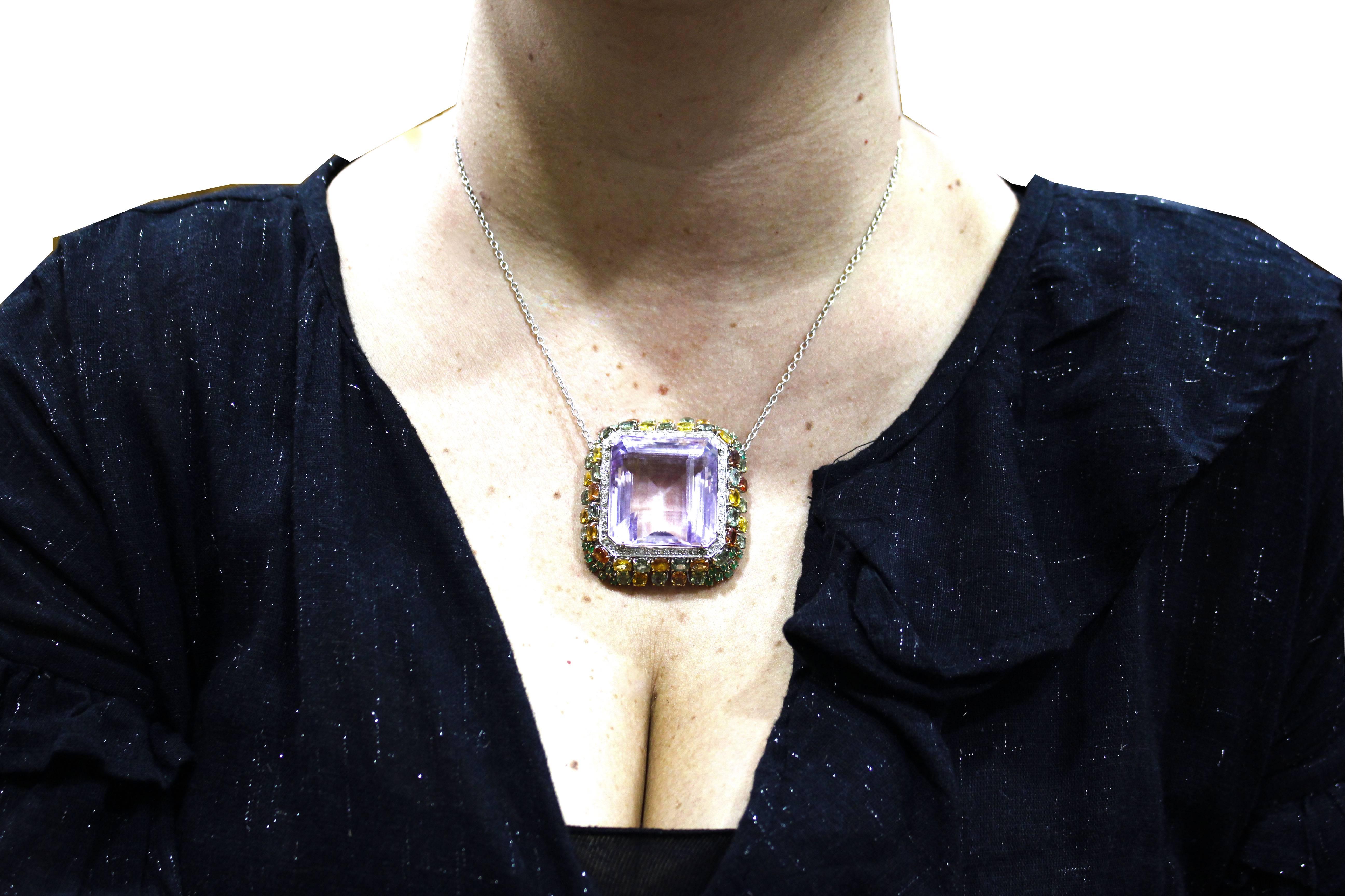  Diamonds Amethyst Sapphires Emerald White Gold Pendant  In Good Condition For Sale In Marcianise, Marcianise (CE)