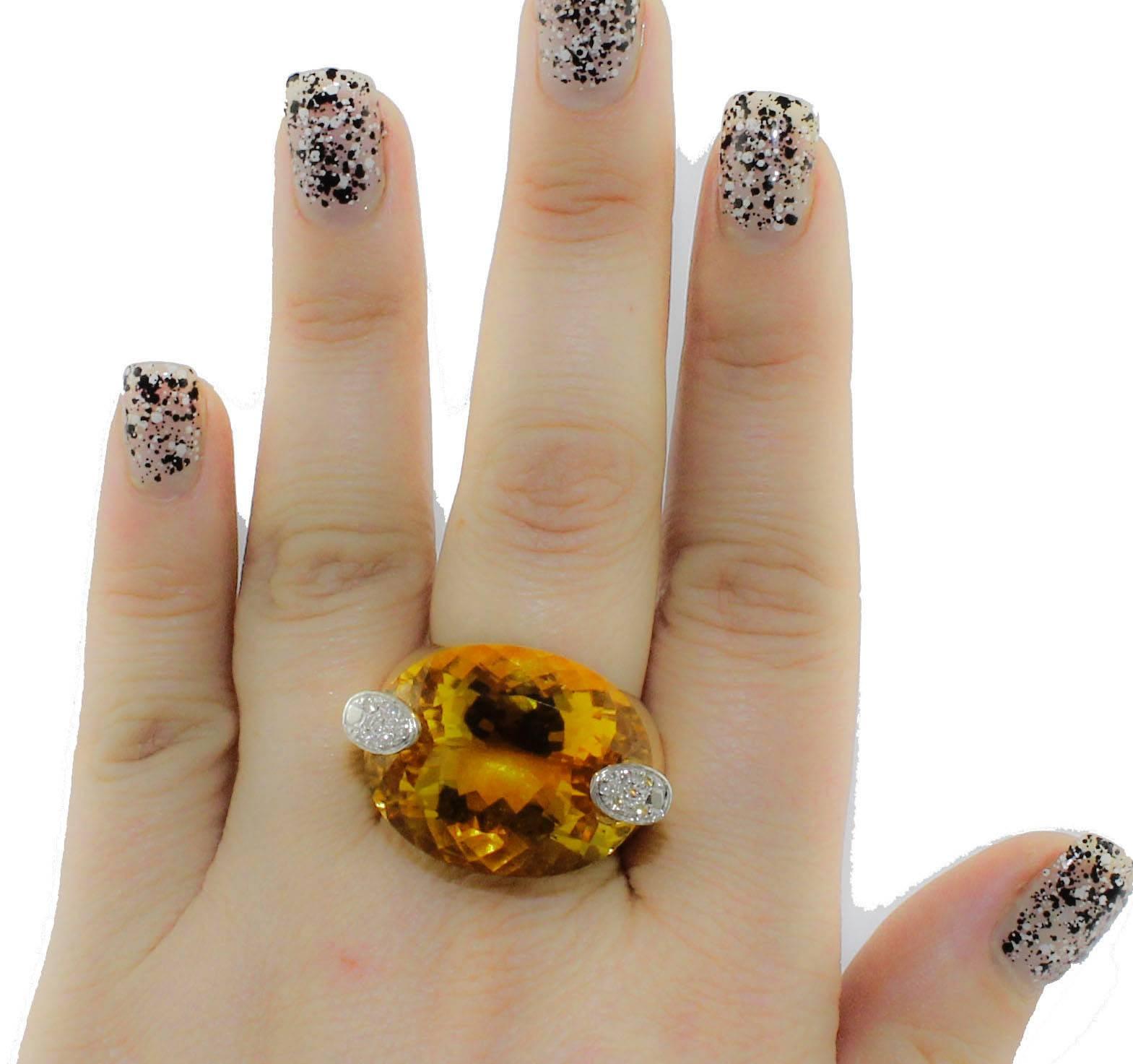 Diamonds Topaz Yellow Gold Ring  In Good Condition In Marcianise, Marcianise (CE)