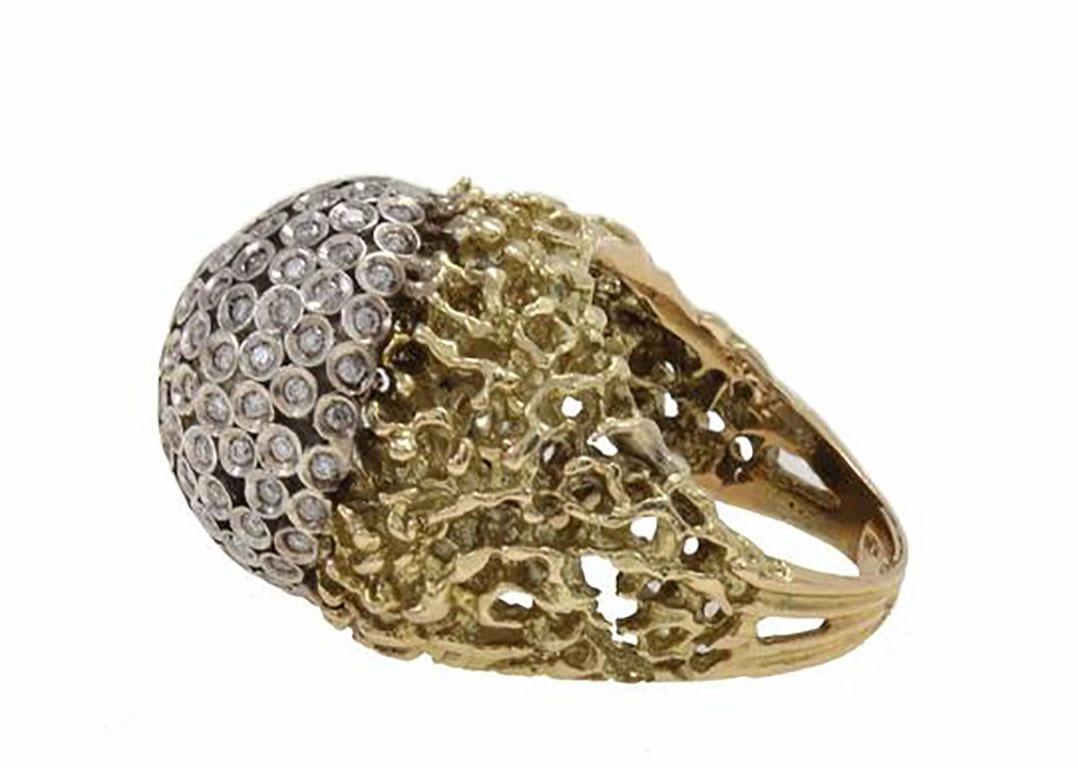 SHIPPING POLICY:
No additional costs will be added to this order.
Shipping costs will be totally covered by the seller (customs duties included).

A dome of shiny diamonds are encrusted on 14Kt white gold, on top of a 14Kt yellow gold all