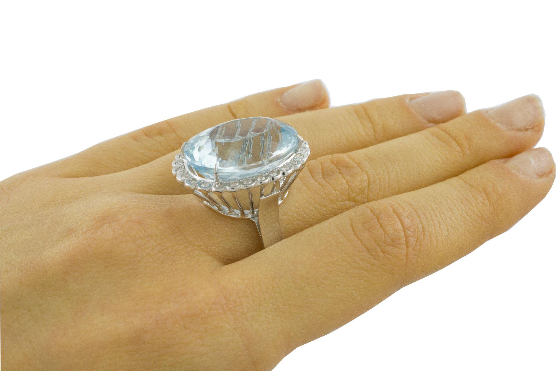 7.70 Gr Light-Blue Topaz  Aquamarine color White Diamonds White Gold Ring 2