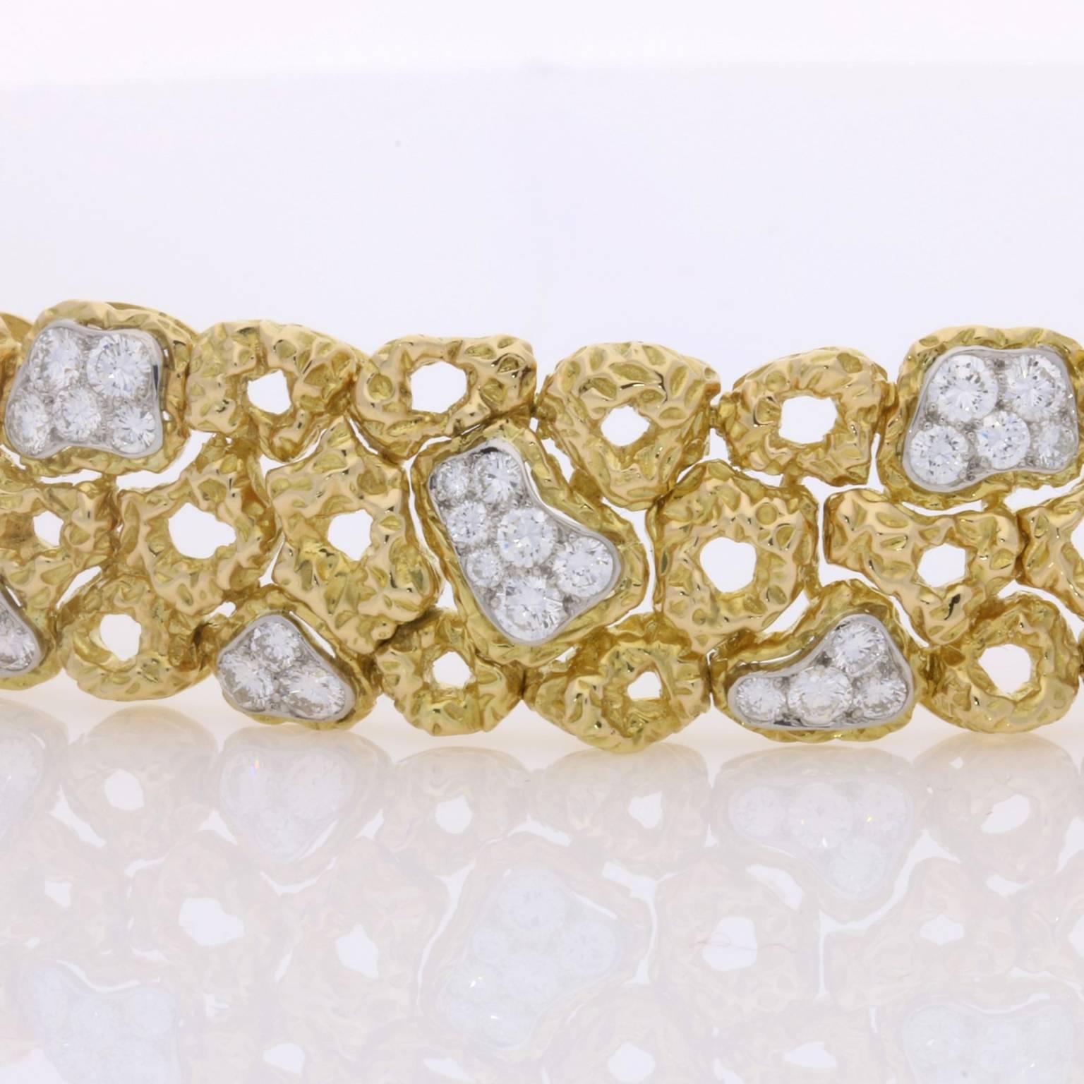 A Gold And Diamond Bracelet By Van Cleef & Arpels c.1964  In Good Condition In London, GB