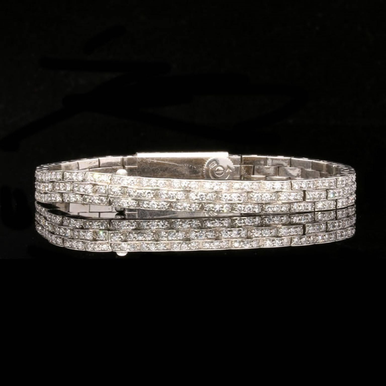 Art Deco Cartier Lady's Platinum White Gold Diamond Wristwatch 