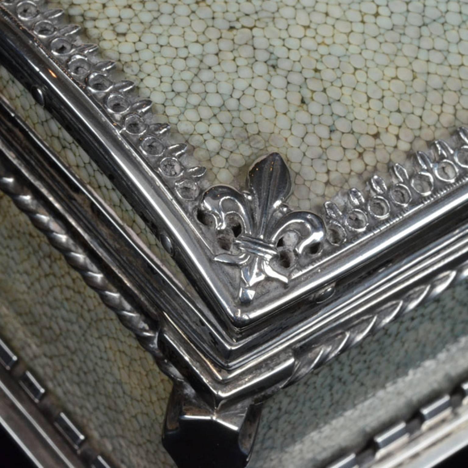 An Arts And Crafts Silver-Mounted Shagreen Casket By Omar Ramsden 1931 In Good Condition In London, GB