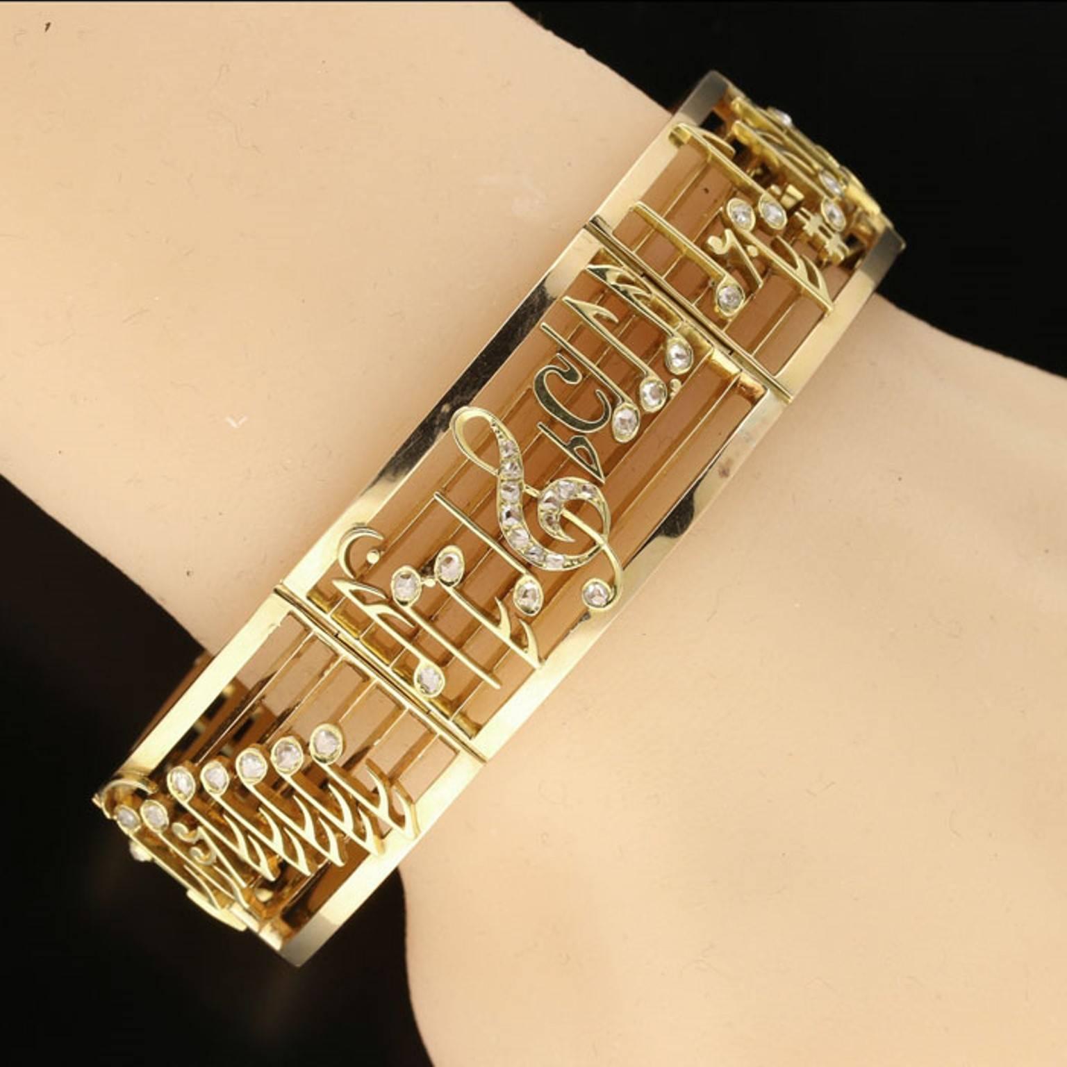 gold music bracelet