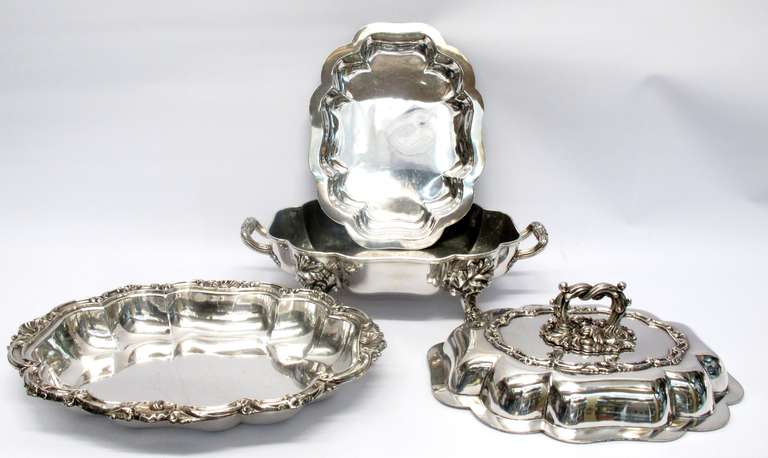 Sheffield Plate c.1820 3 piece entrée service with covered domed meat platter and two covered vegetable dishes with hot water basins. 
Measurements are listed for a single vegetable dish.