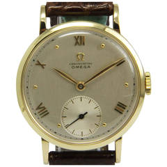 Omega Yellow Gold Chronometre Wristwatch 1945