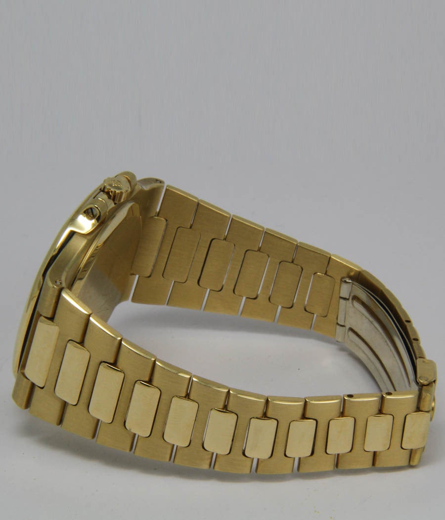 Patek Philippe Yellow Gold Large Nautilus Wristwatch Ref. 3700 1