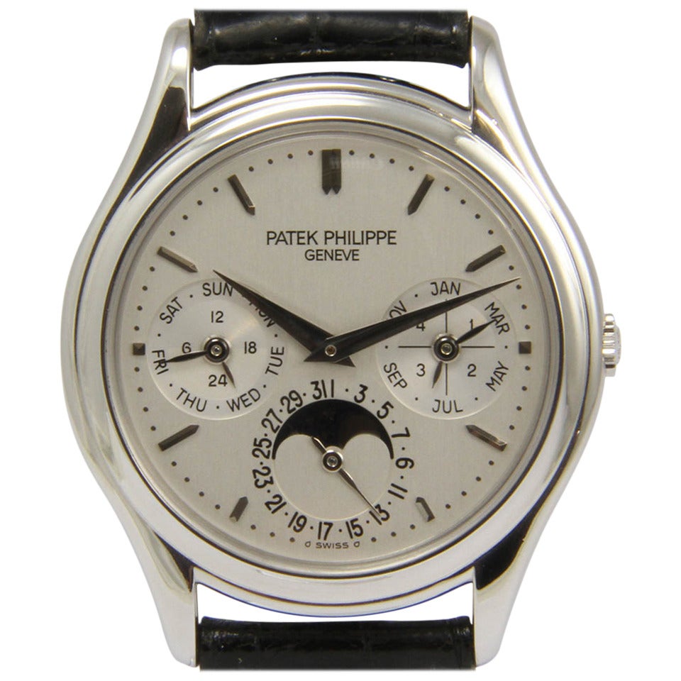 Patek Philippe Platinum Automatic Chronometer Wristwatch Ref 3940P